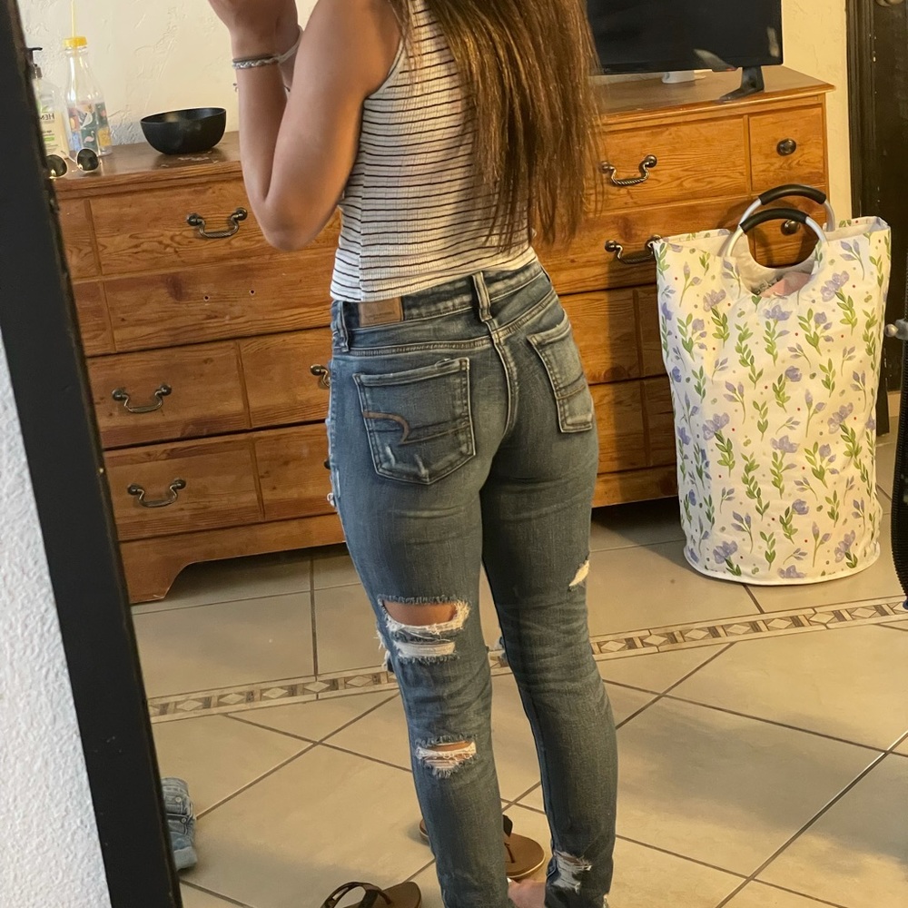 American Eagle skinny jeans